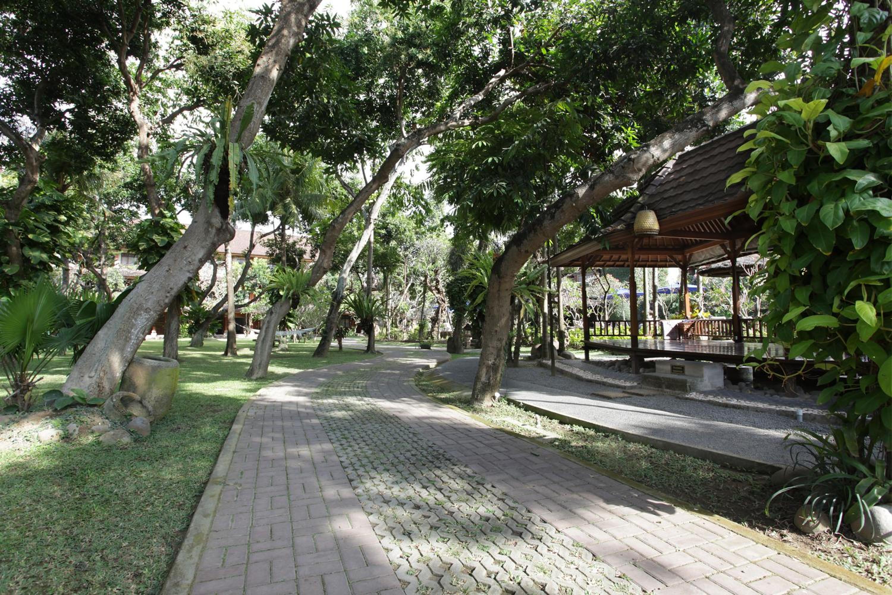 Matahari Bungalow view 4