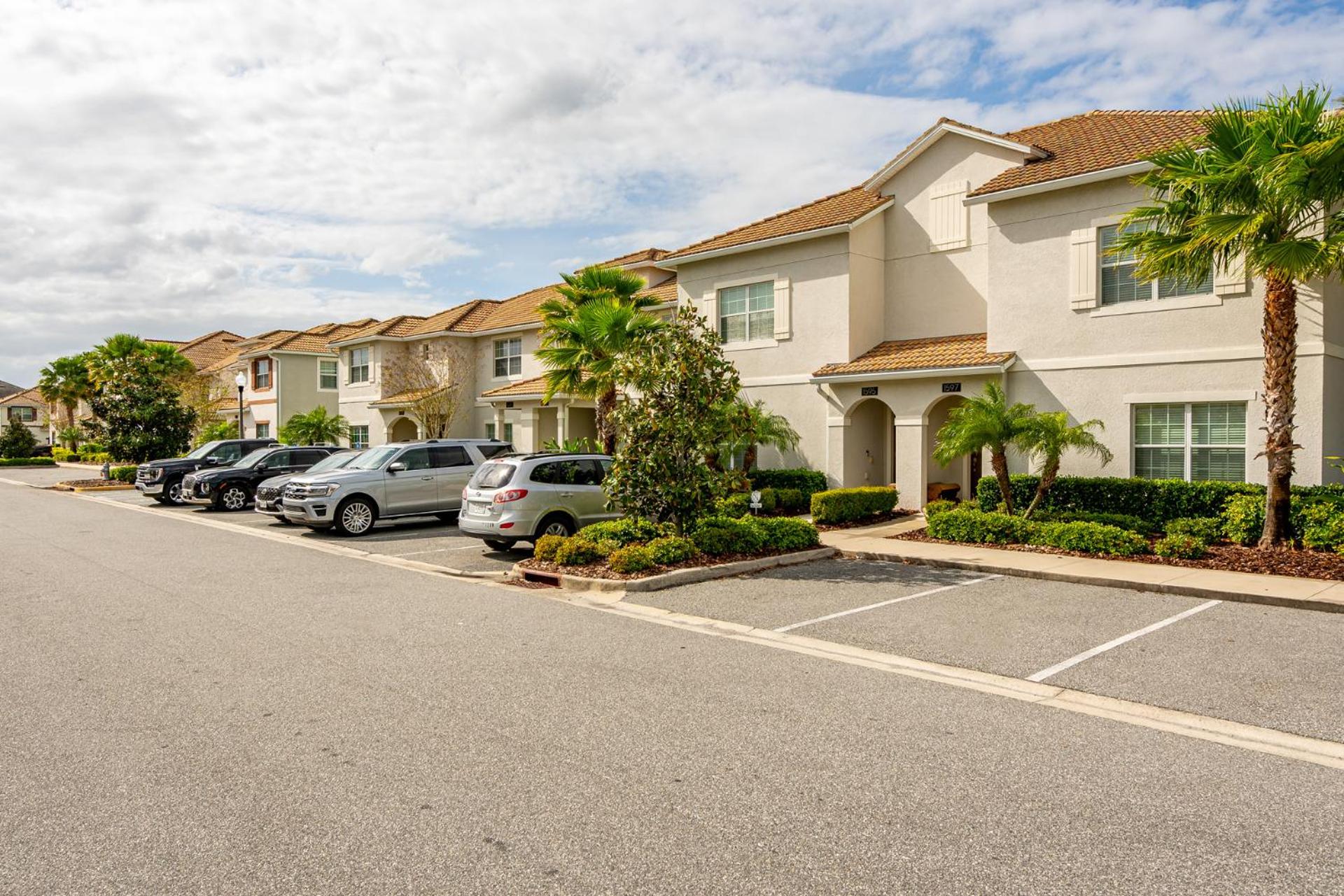 Spacious 4BR Home-Private Pool-Minutes from Disney view 4