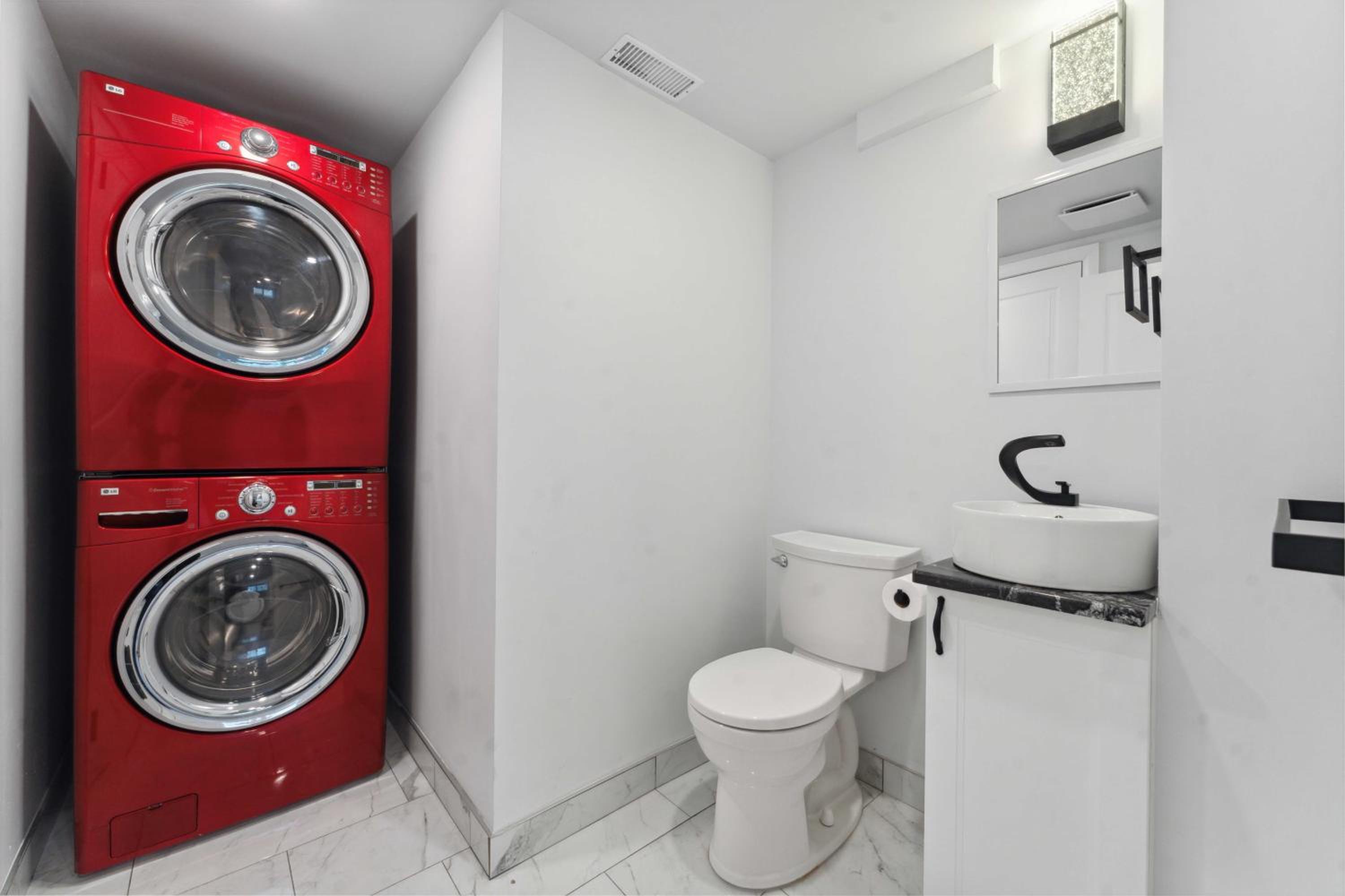 Modern 3BR Suites