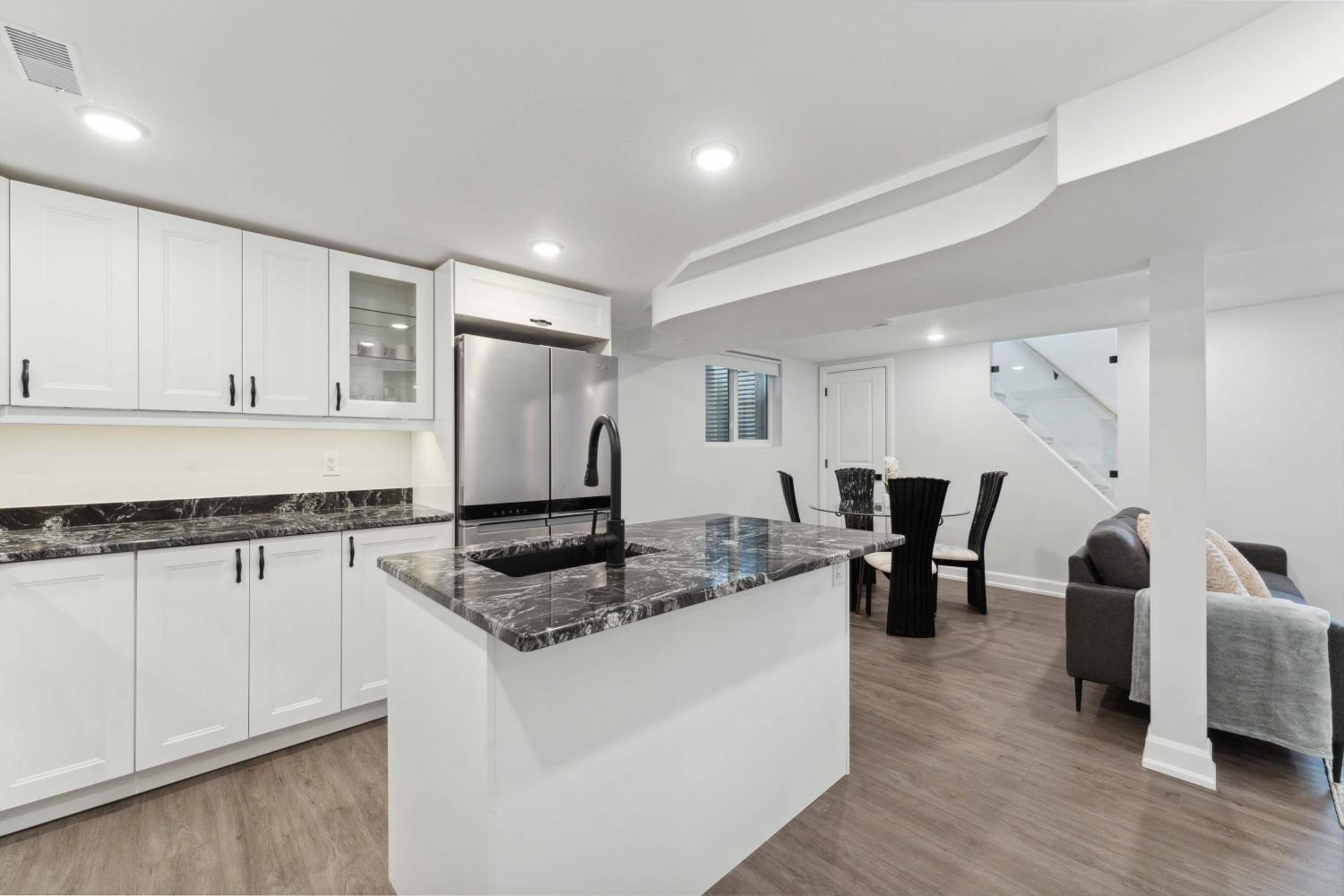 Modern 3BR Suites