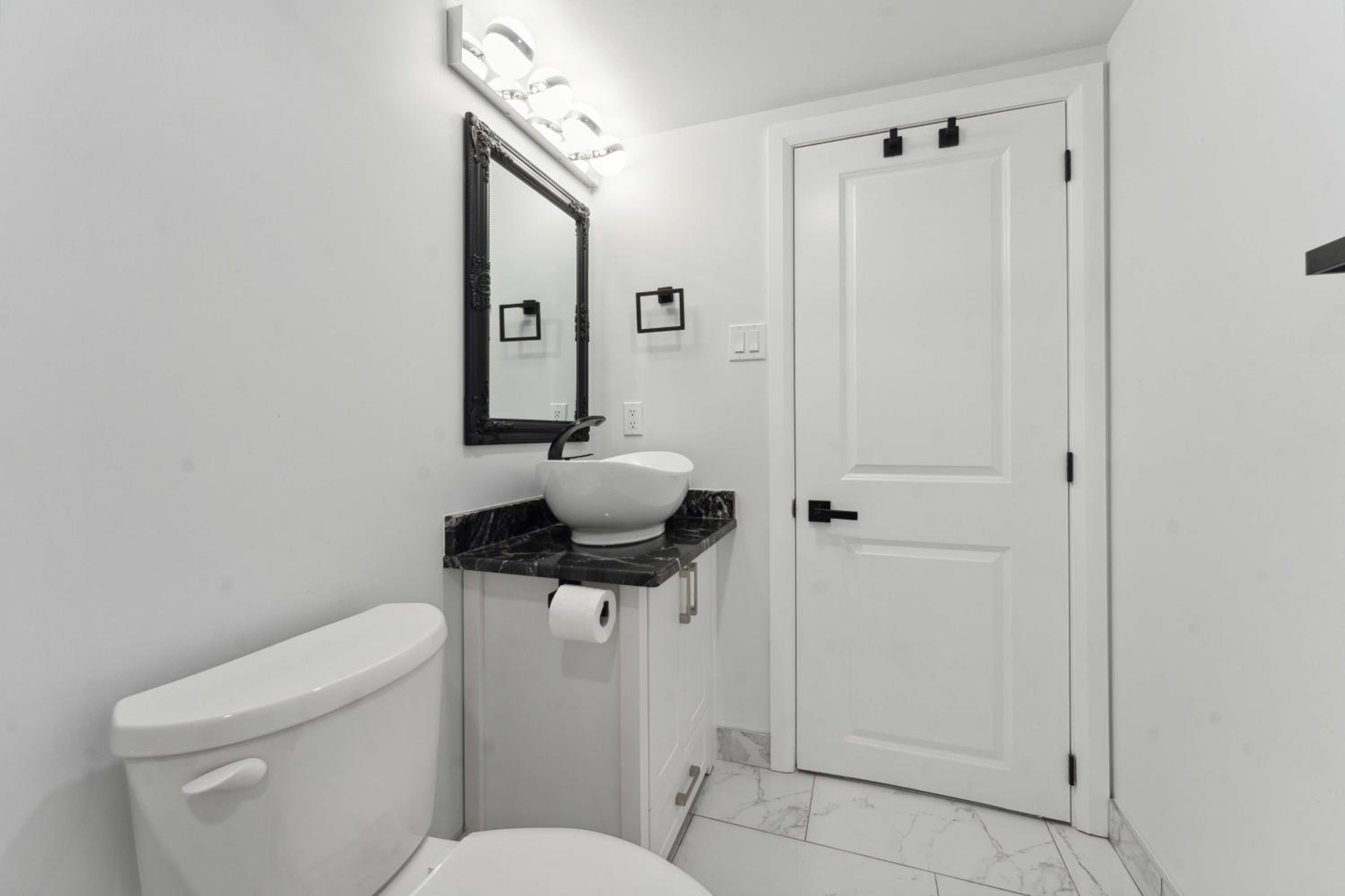 Modern 3BR Suites