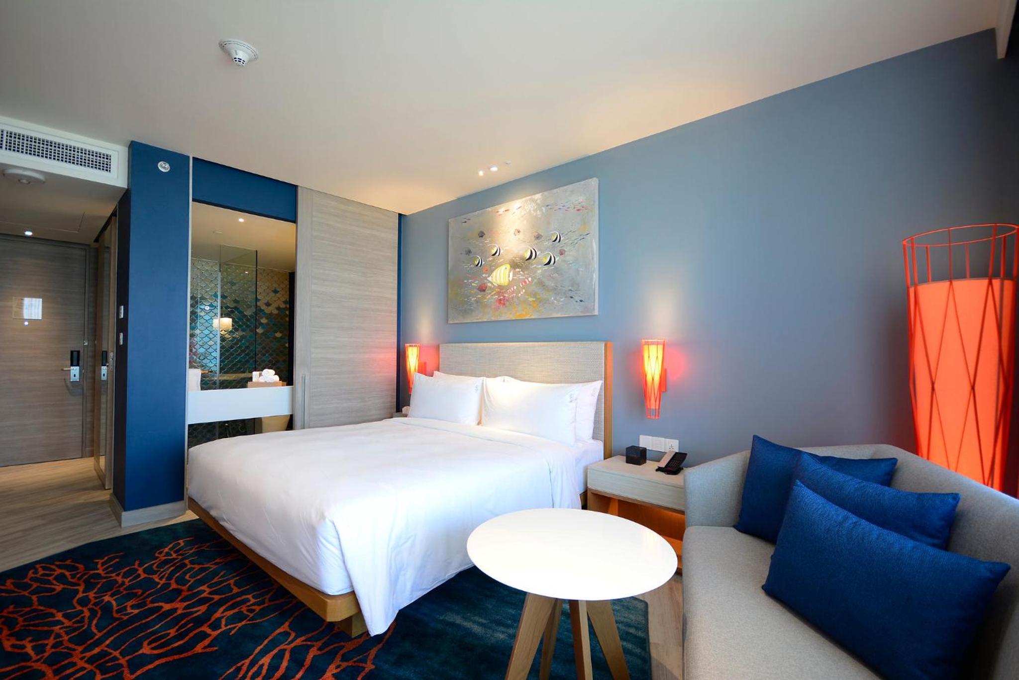 Holiday Inn Resort Vana Nava Hua Hin, an IHG Hotel