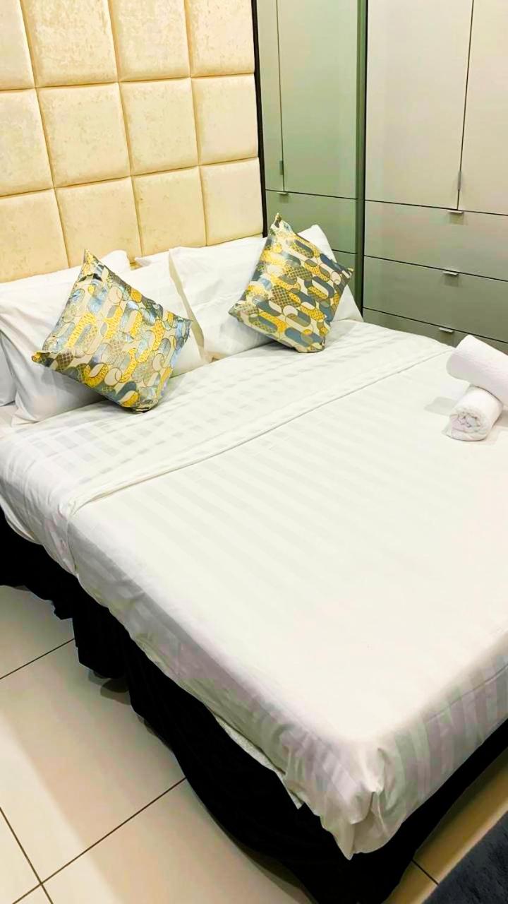 Modern And Cozy Robertson Apartment Bukit-Bintang City Centre