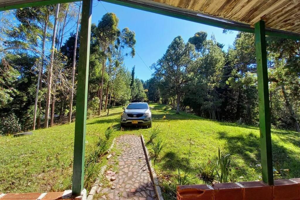Finca Cottage Guarne, nearby Arvi and Santa Elena
