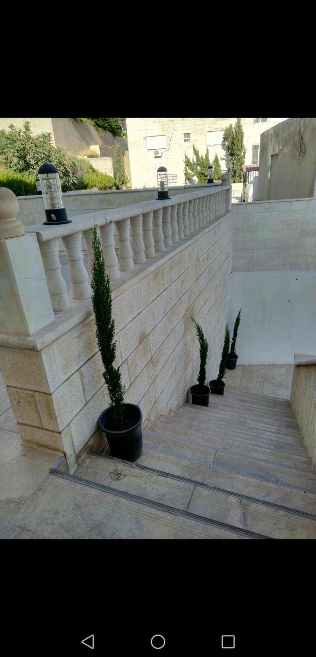 Alfarooq Airport Road - Furnished Villa