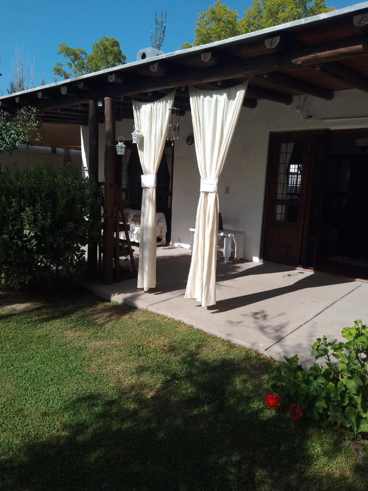 SANTA FE HOUSE