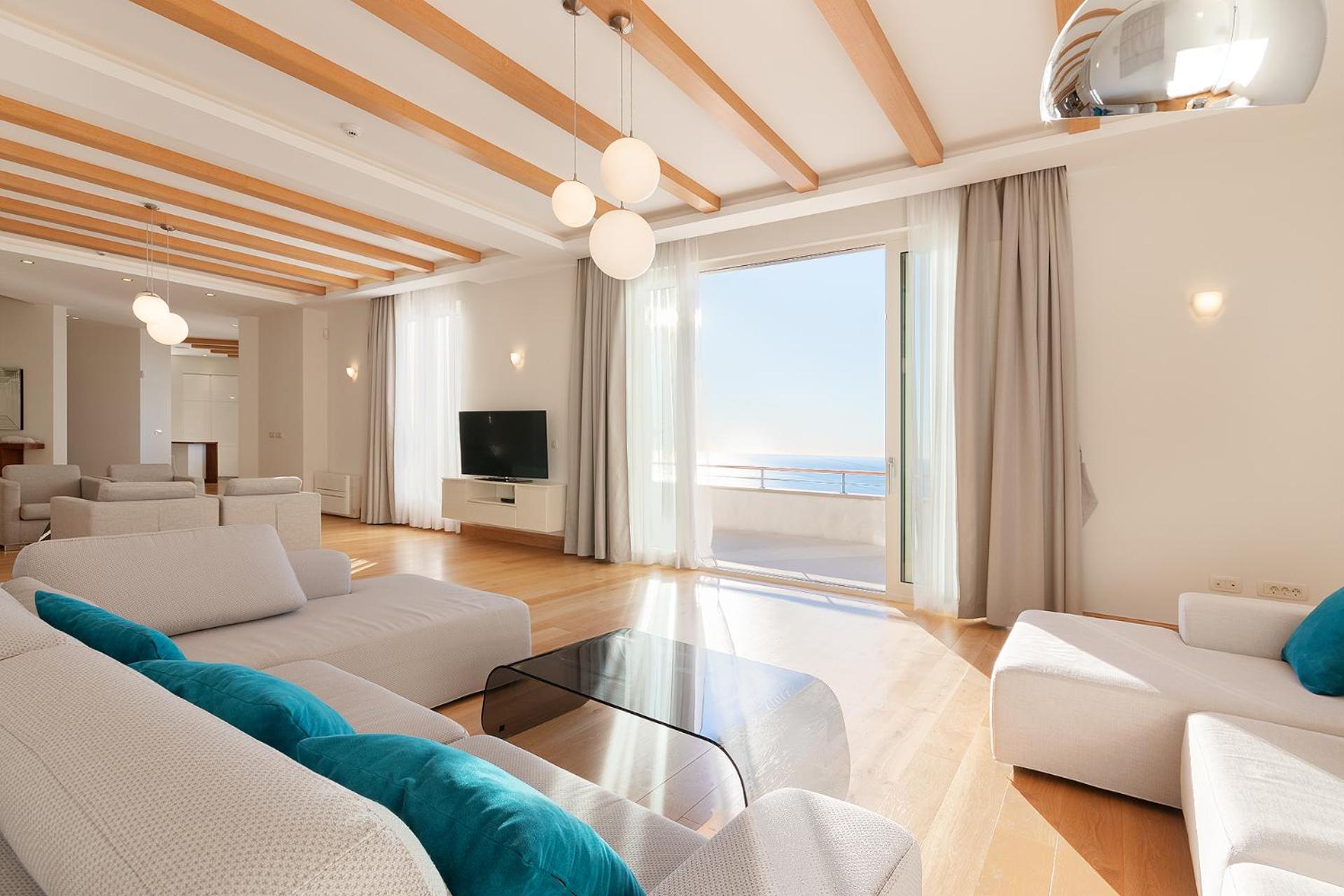 Villa Hedonism
