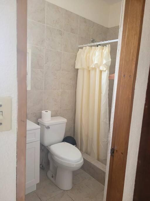 Sage Mountain Skyway, Comfortable One Bedroom in Sage Mountain, Tortola