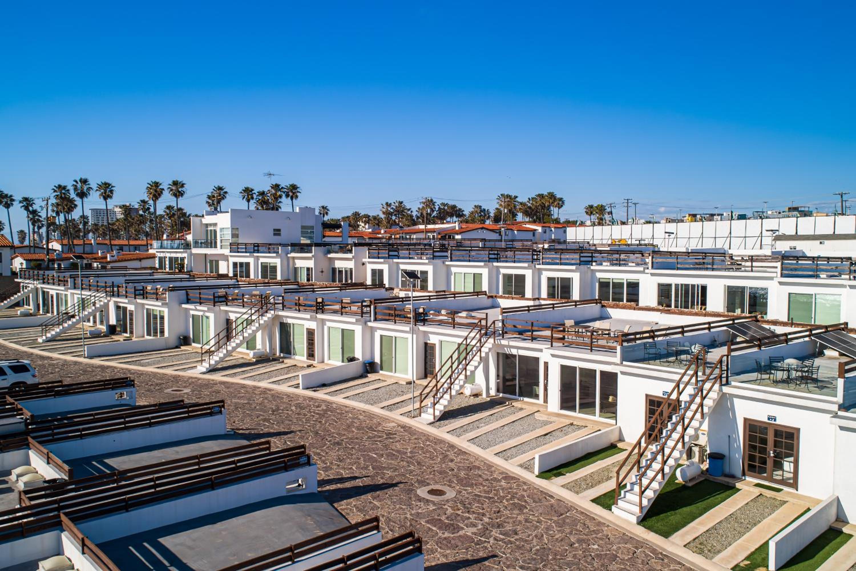 Hotel Casa Blanca 44 - Playa Arcangel - Image 1