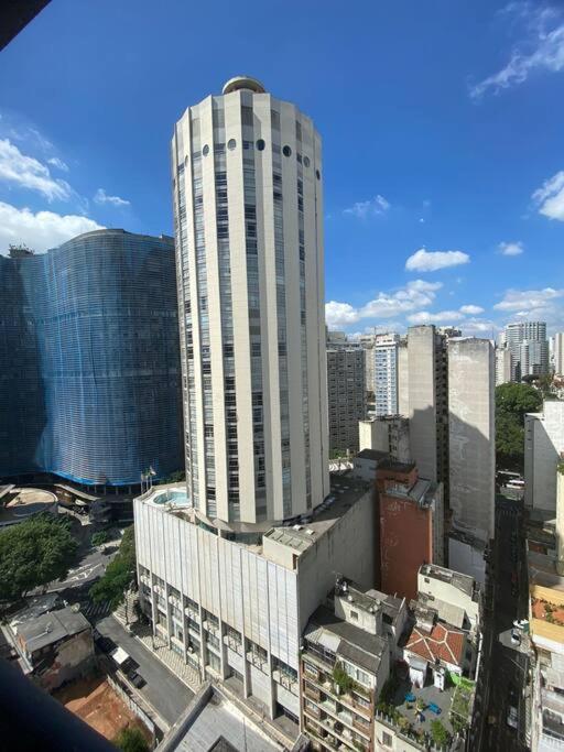 Estúdio com vista para o COPAN
