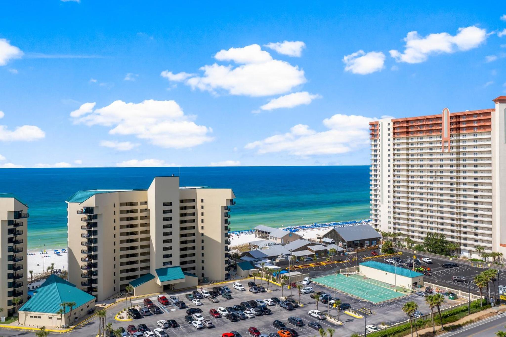 Laketown Wharf #1411 by Nautical Properties view 4