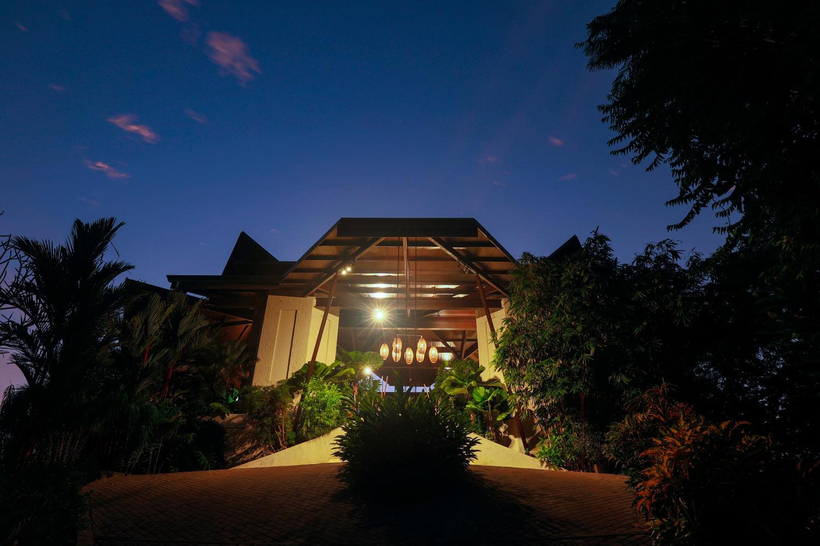 Hotel Three Sixty - Adults Only - Image 1