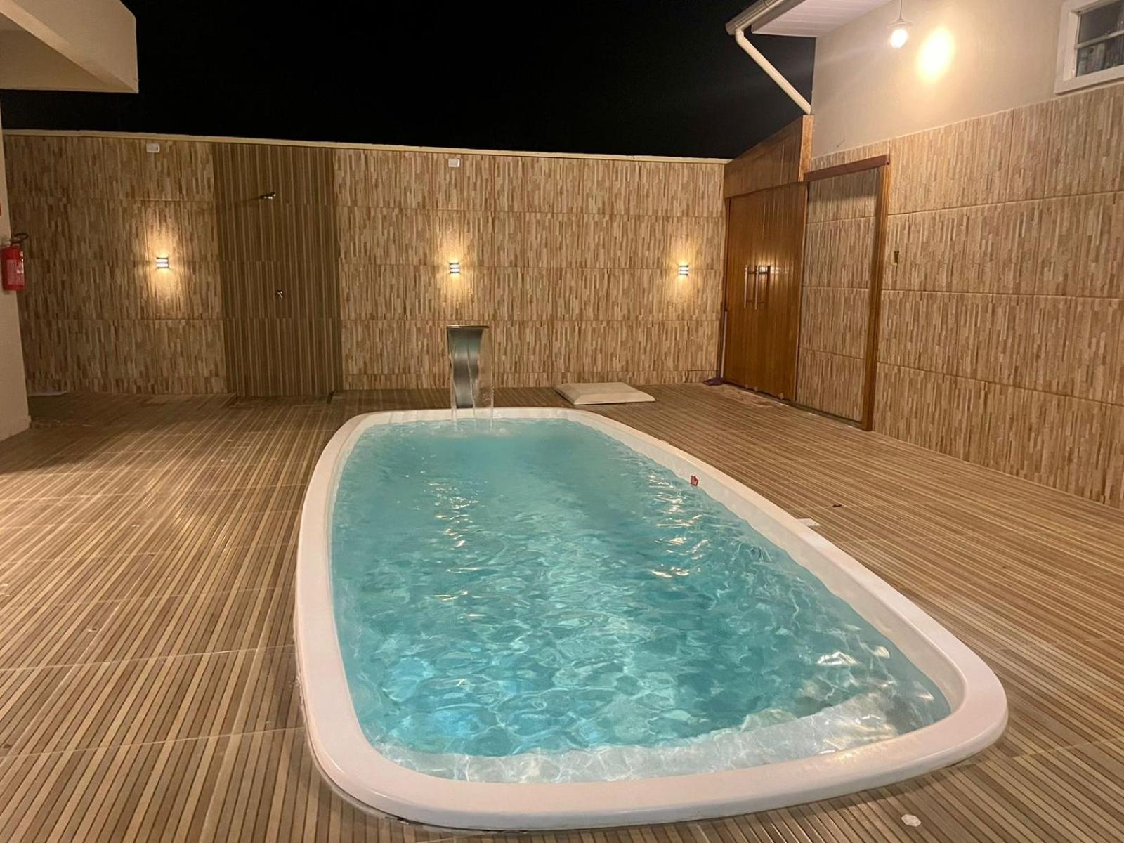 Residencial Floreana Apto Golfinho