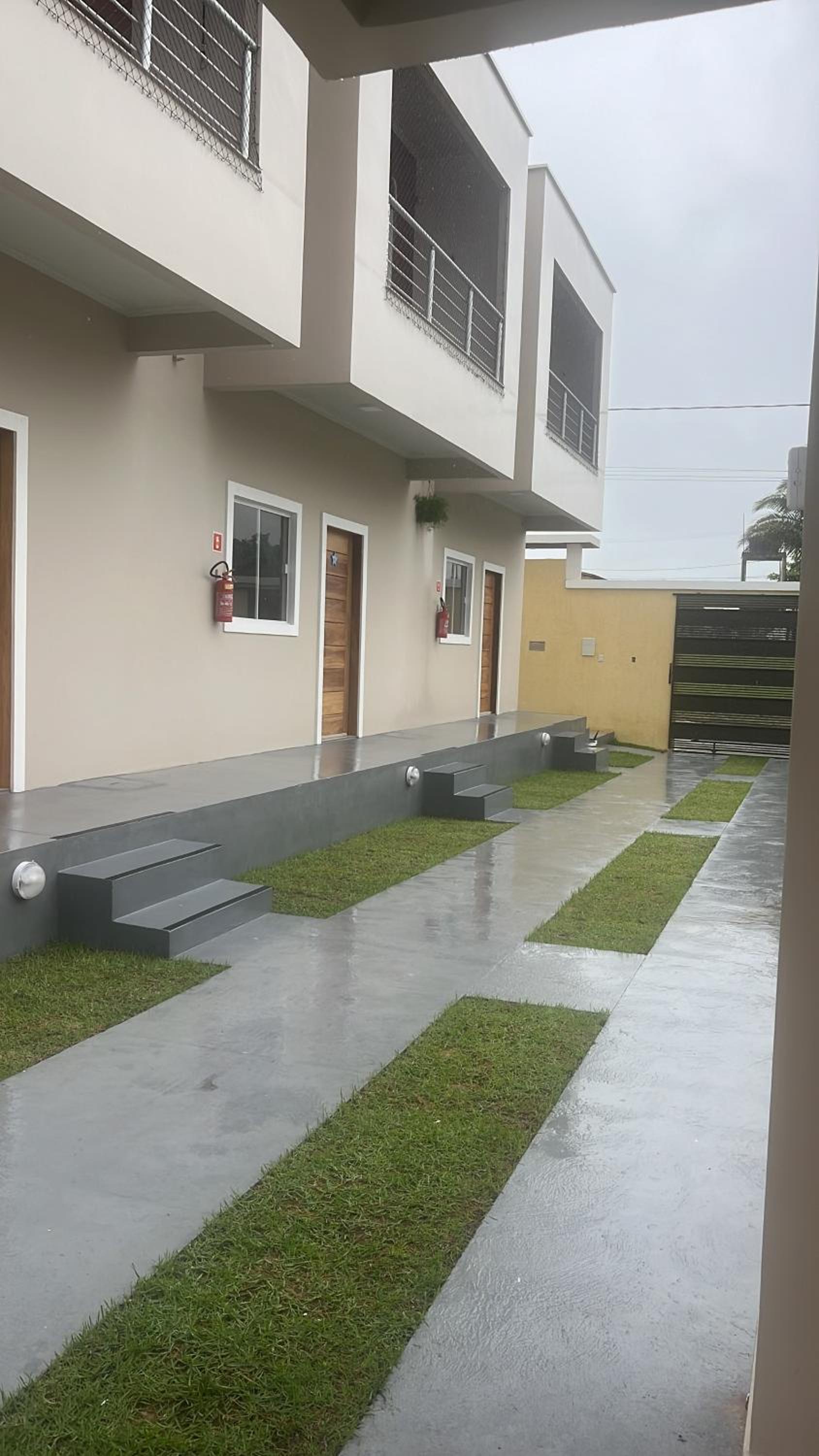 Residencial Floreana Apto Golfinho