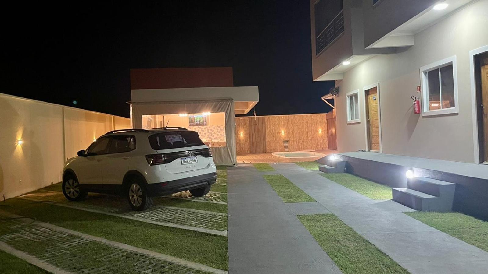 Residencial Floreana Apto Golfinho