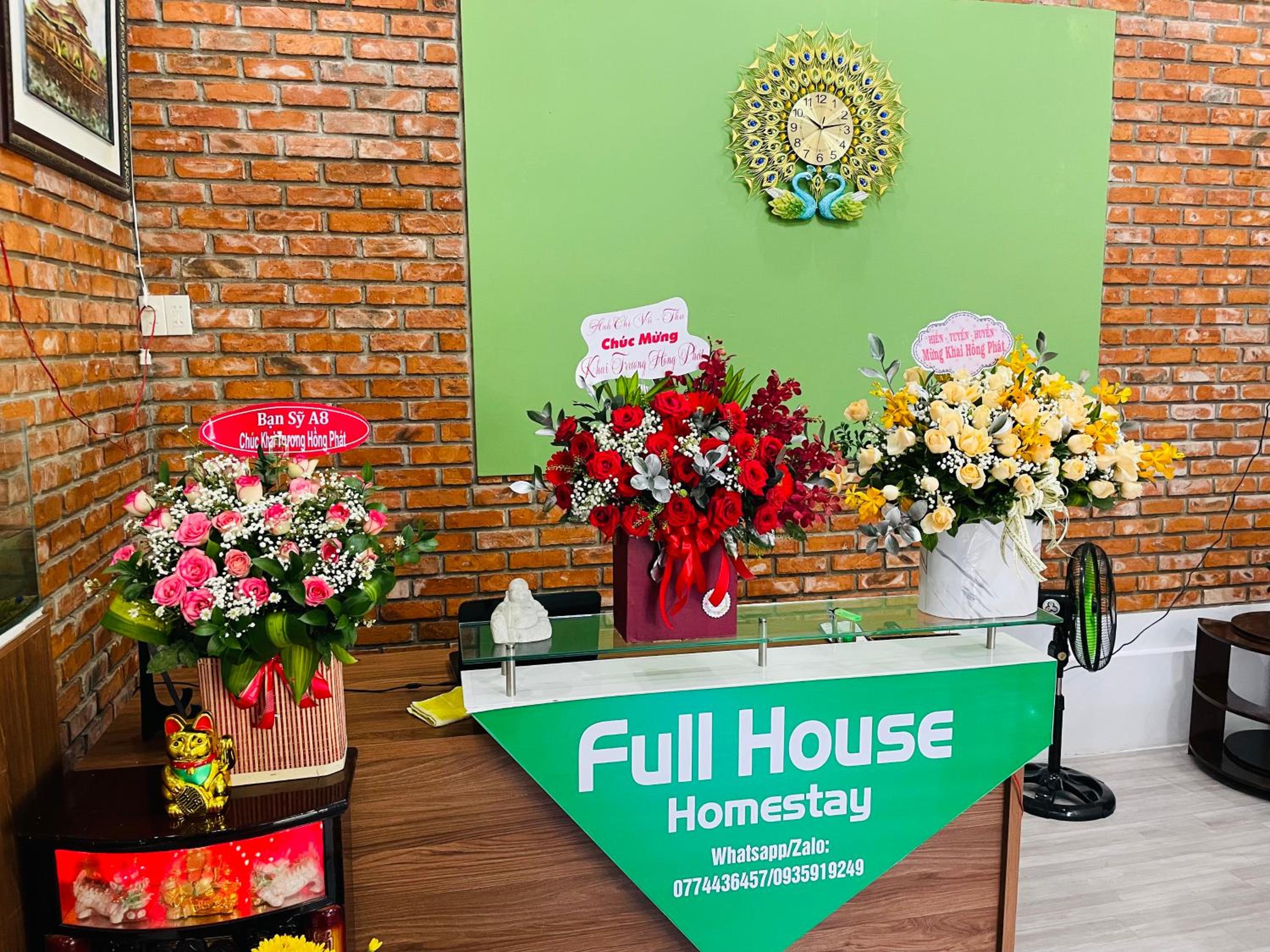 Full House Apartment