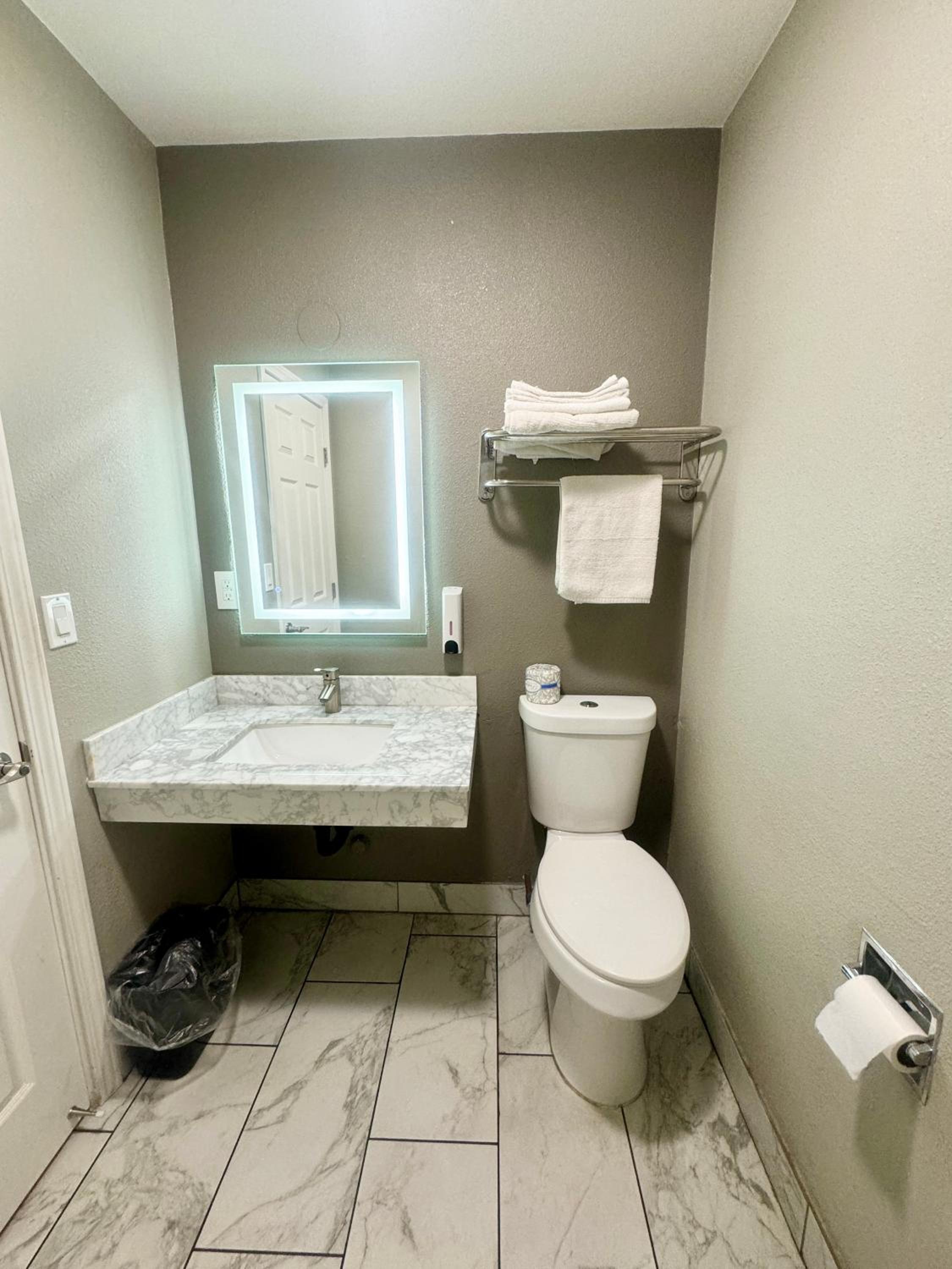 Villa Court Inn Oroville - Property Image 7