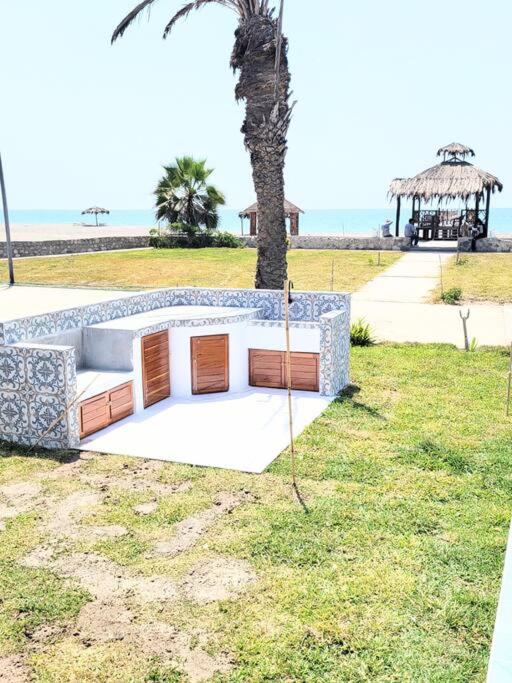 Espectacular casa frente al mar 1era fila con piscina privada view 3