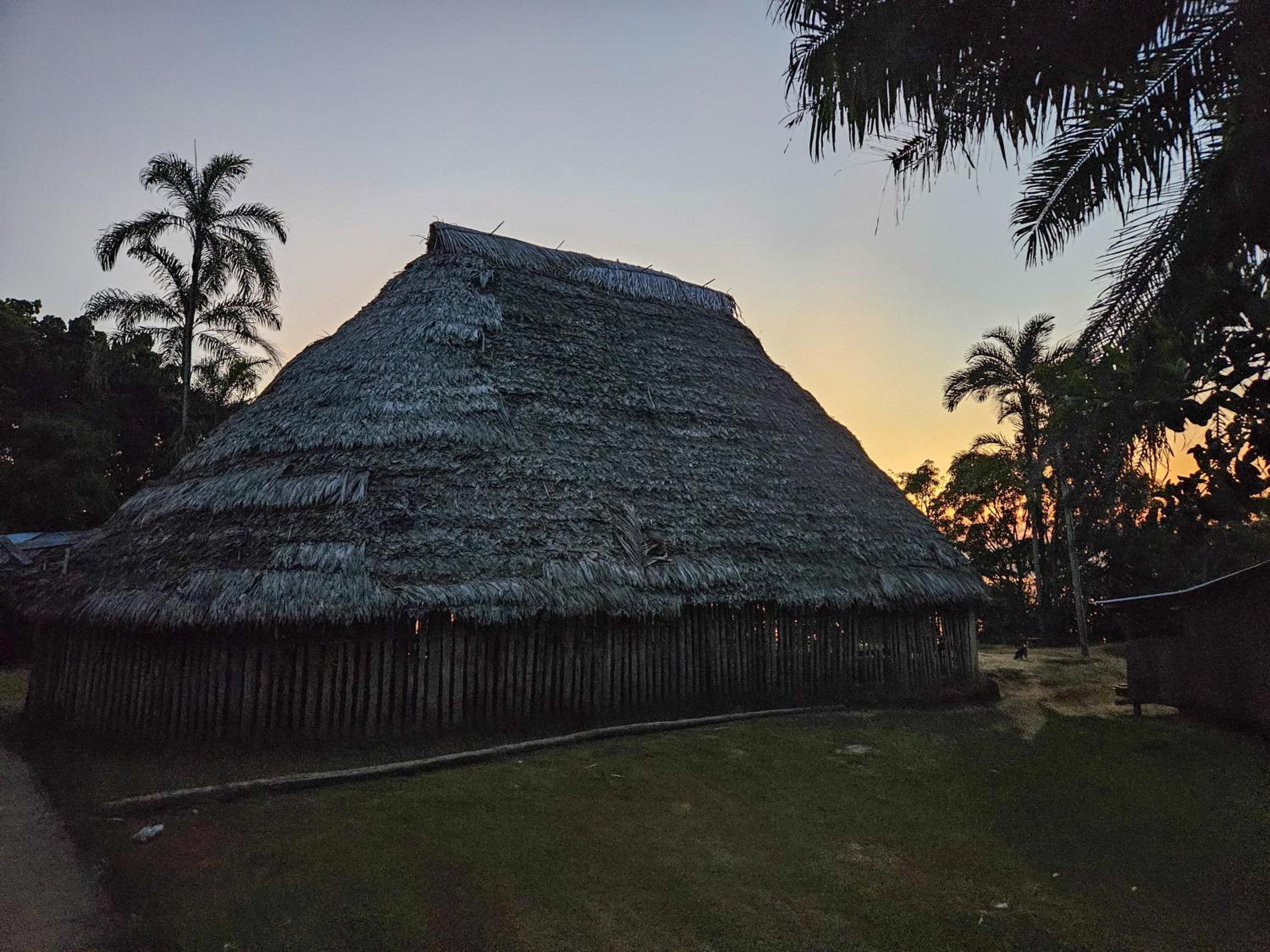 Amazon Jungle lodge -Experencia Indigena Yagua
