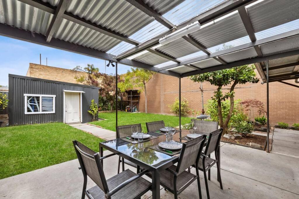 Two bedroom house with great outdoor area