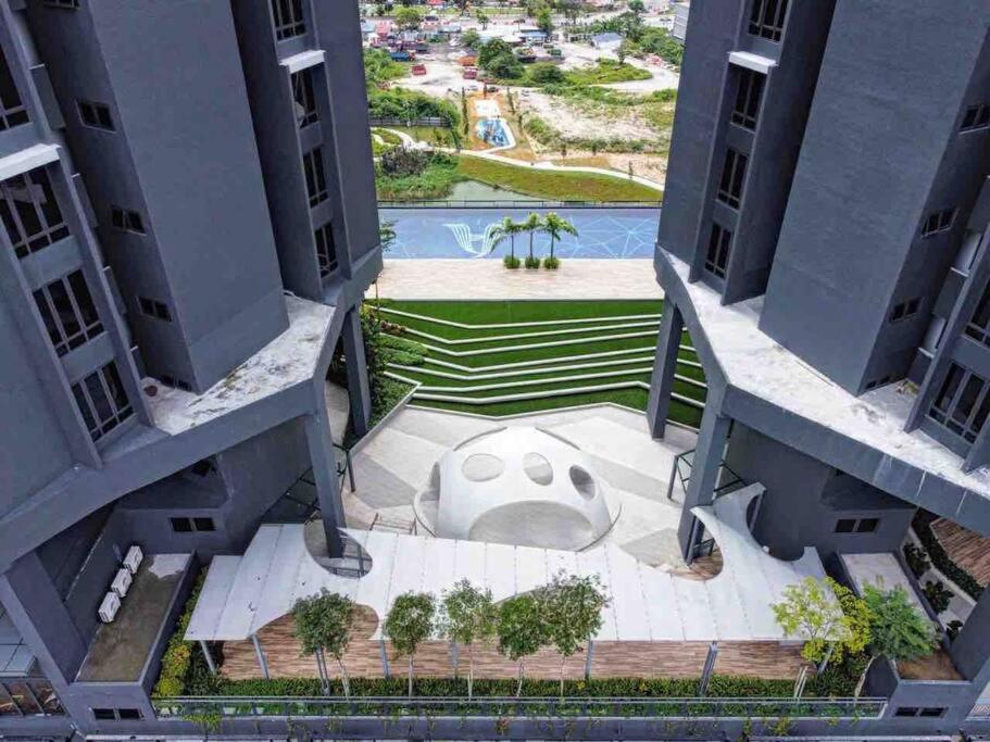 Cozy Aera Residence / FREE Wi-fi Netflix / Sunway