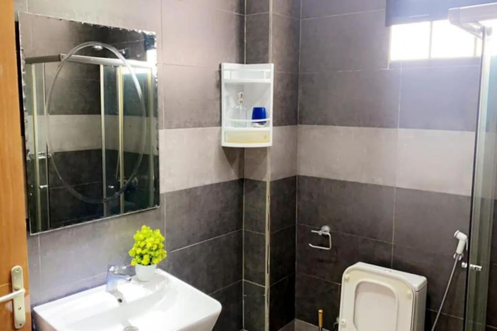 Appartement meublé 3 chambres salon avec piscine jardin au virage