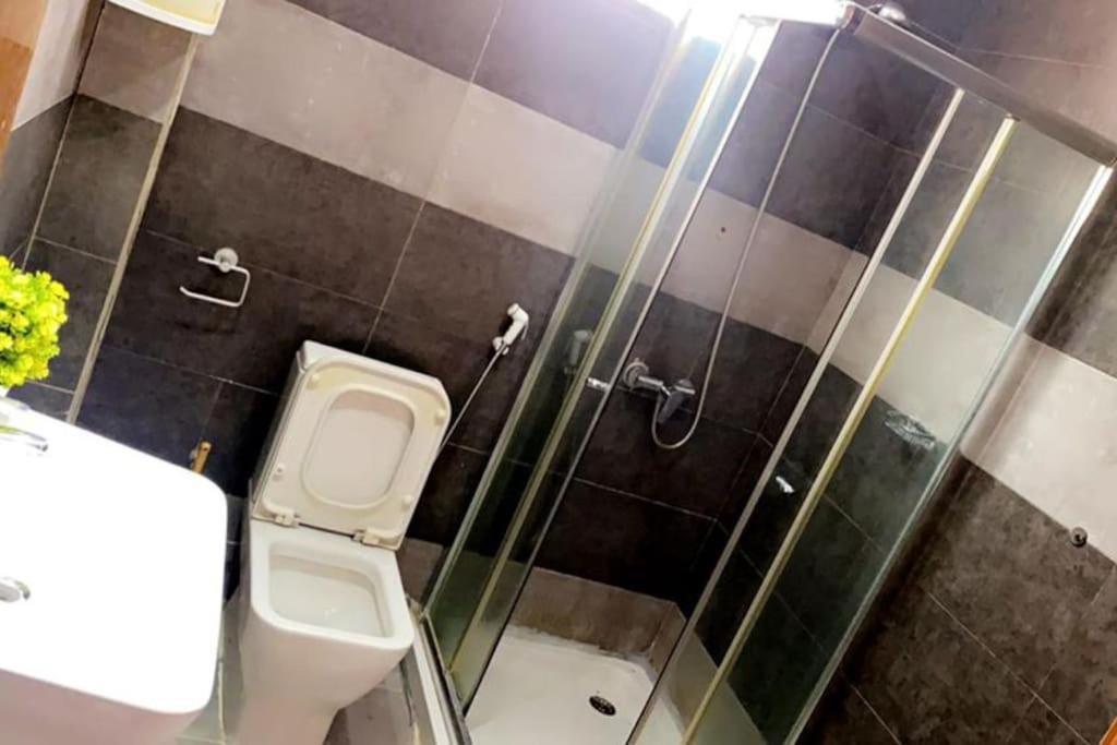 Appartement meublé 3 chambres salon avec piscine jardin au virage