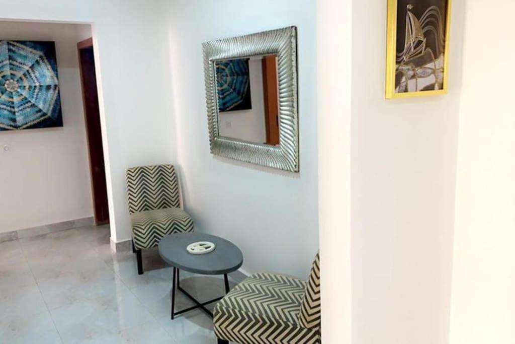 Appartement meublé 3 chambres salon avec piscine jardin au virage