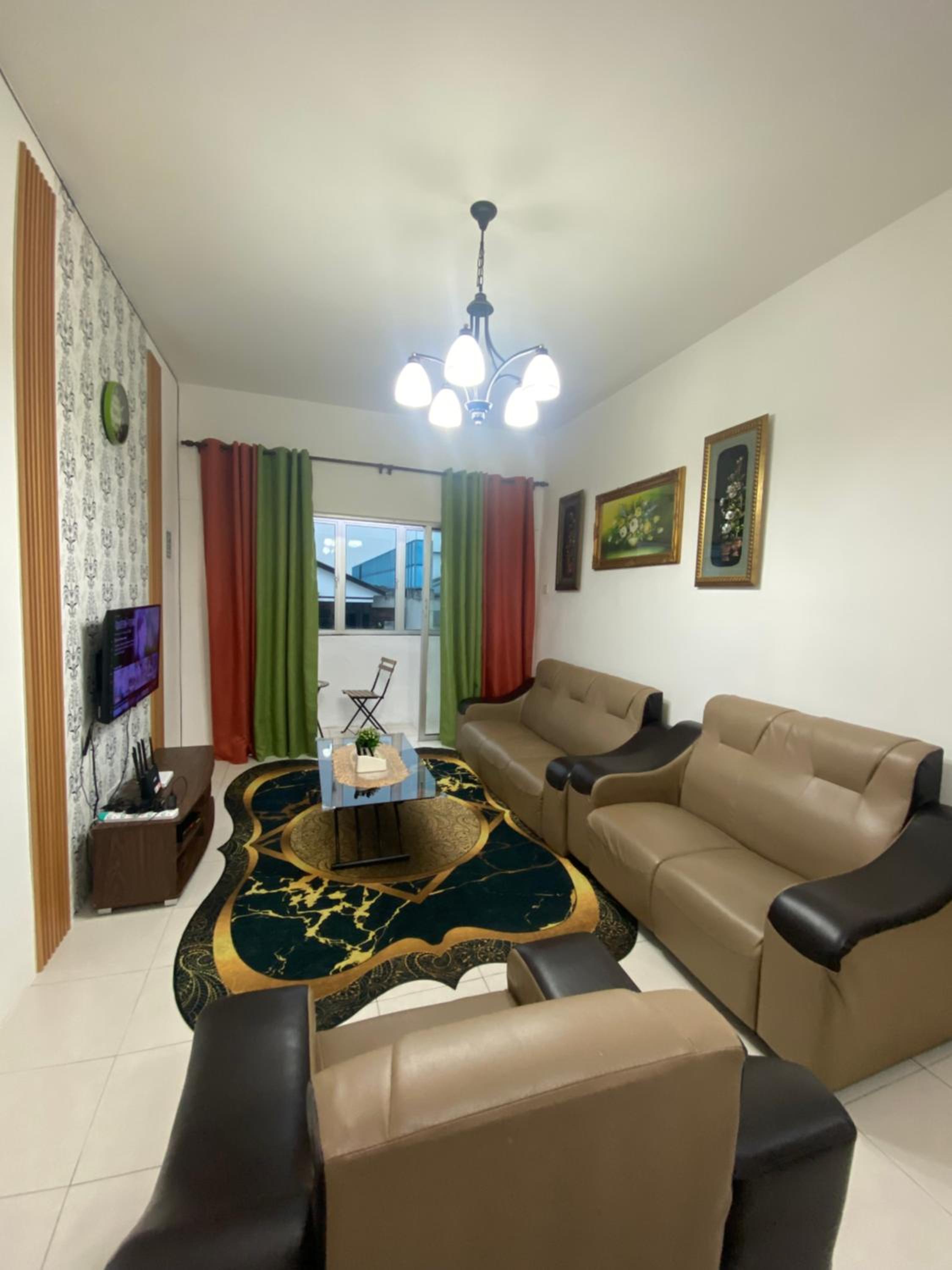 SYA HONEY HOMESTAY with NETFLIX photo 4