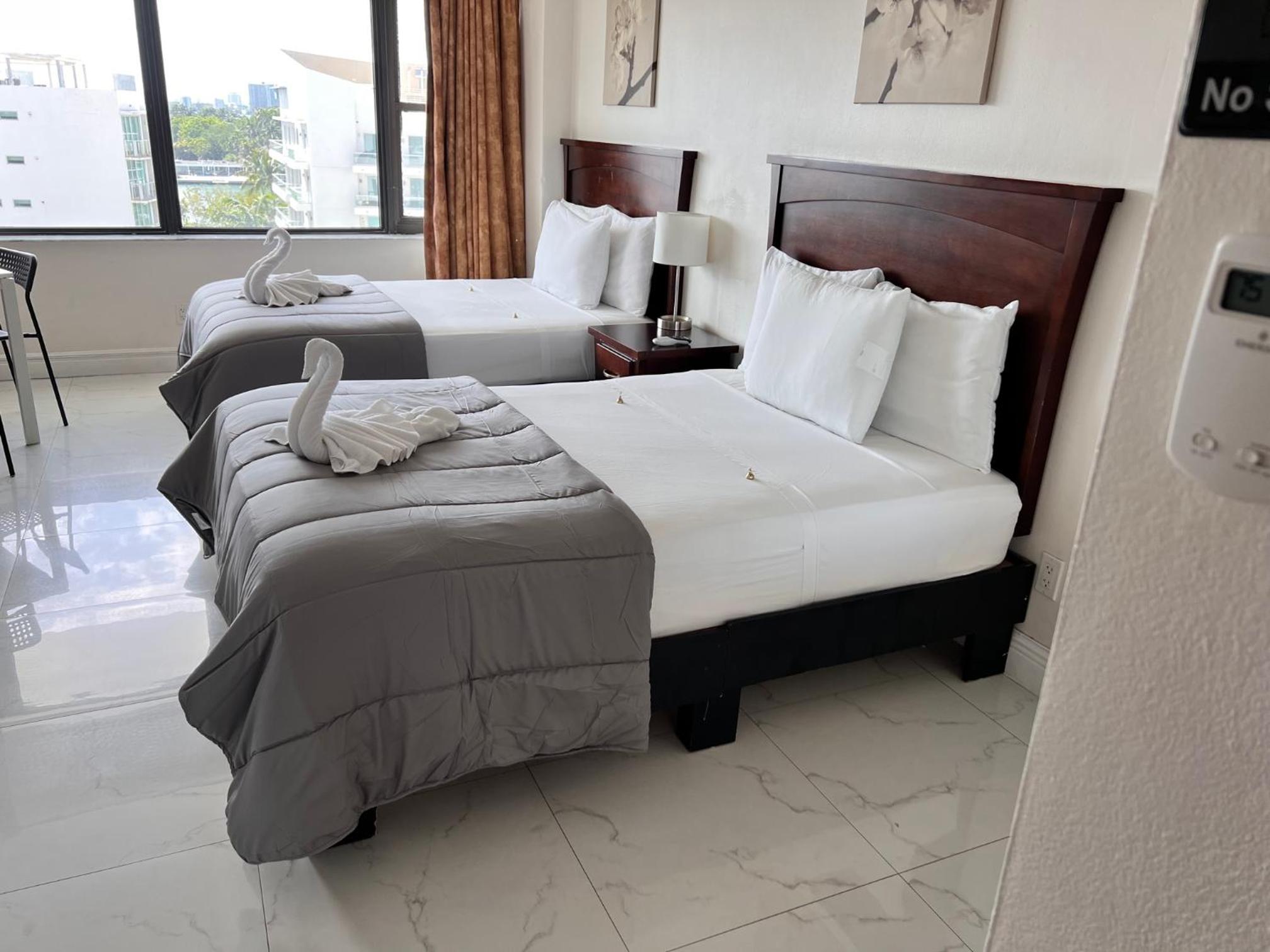 Ocean Front Units at Miami Beach