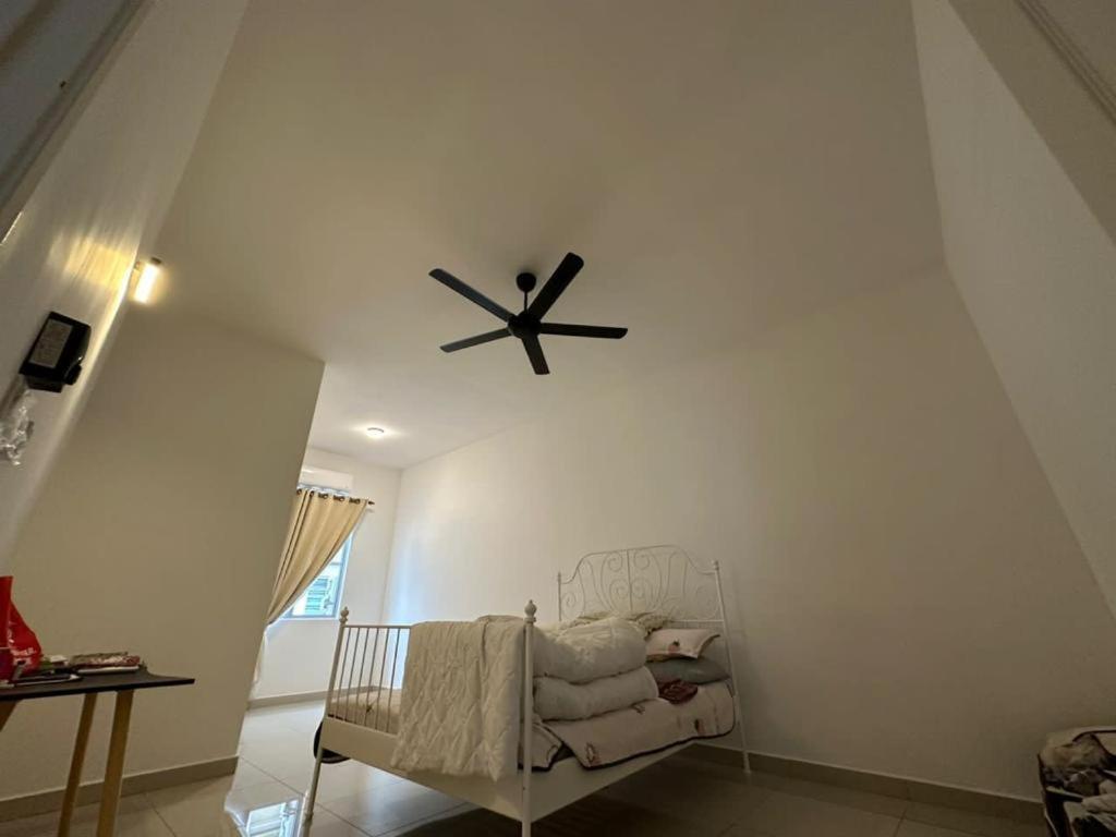DAHLIA HOMESTAY