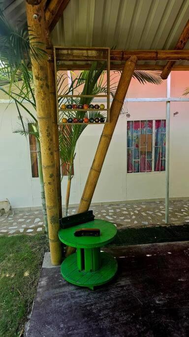 Casa linda a 5 km de Girardot.