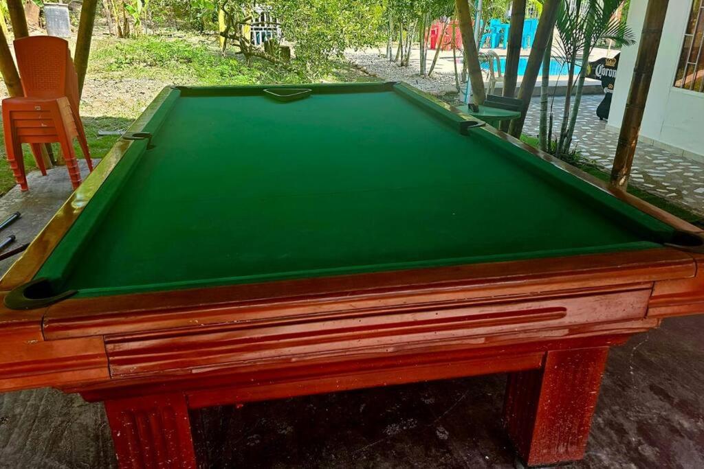 Casa linda a 5 km de Girardot.
