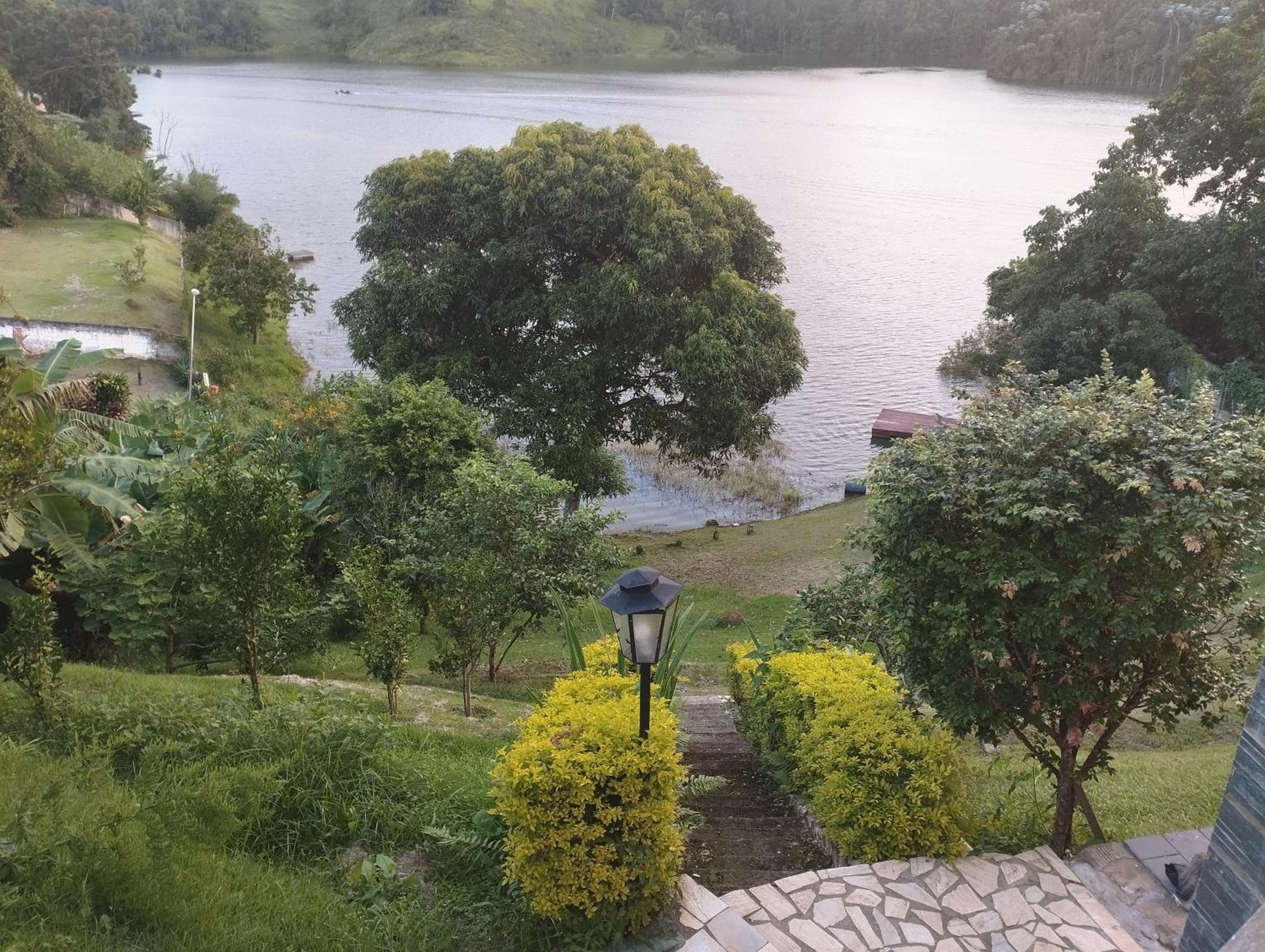 Chacara Igarata pe na Agua