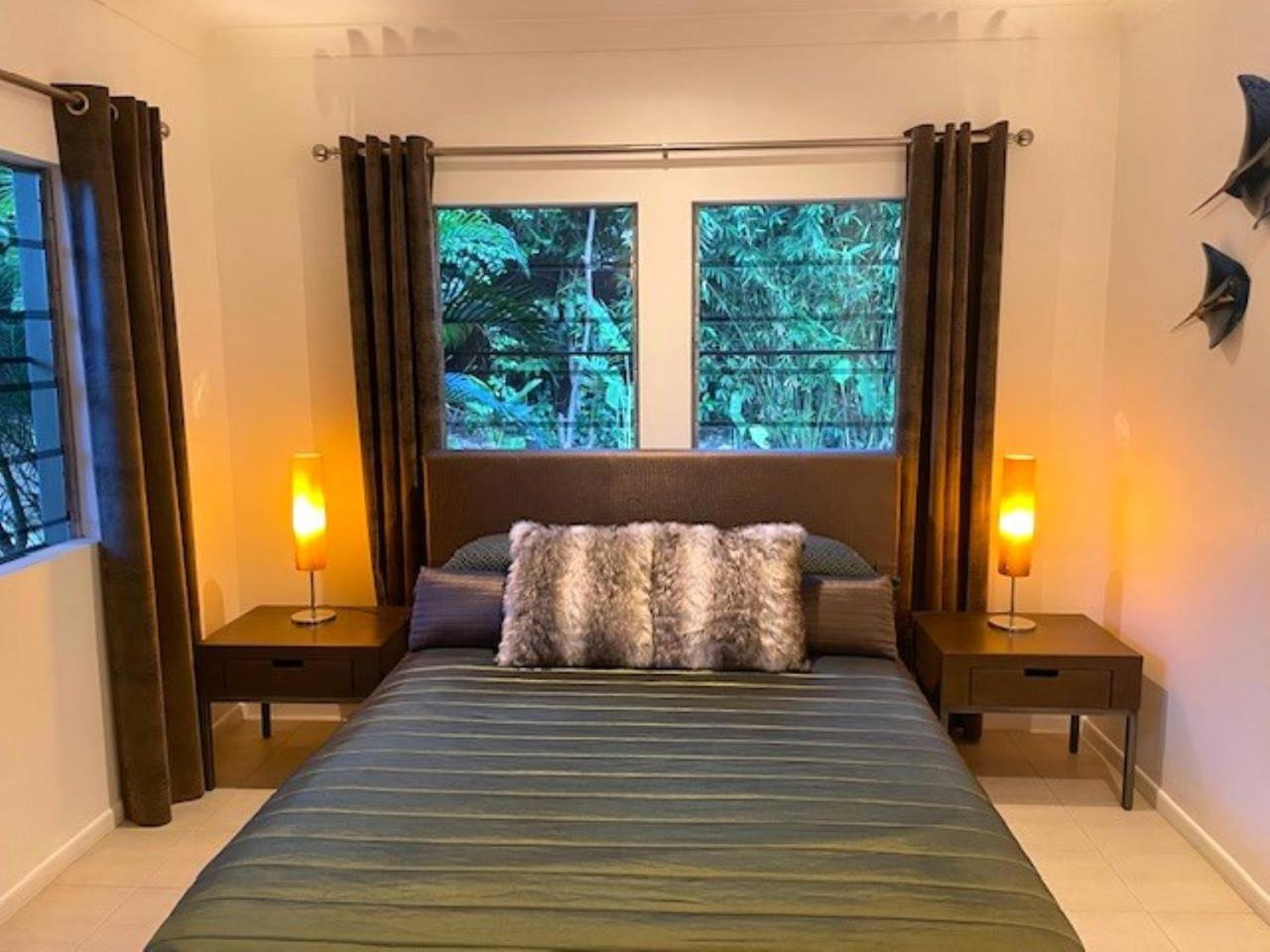 Palm Cove Vacations - Aquatica - Luxe Holiday Home - Property Image 2