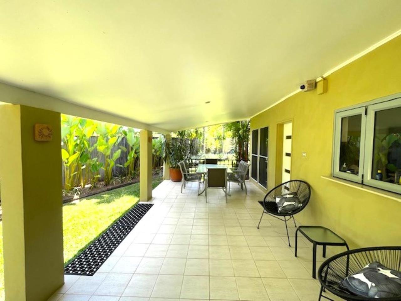 Palm Cove Vacations - Aquatica - Luxe Holiday Home - Property Image 1