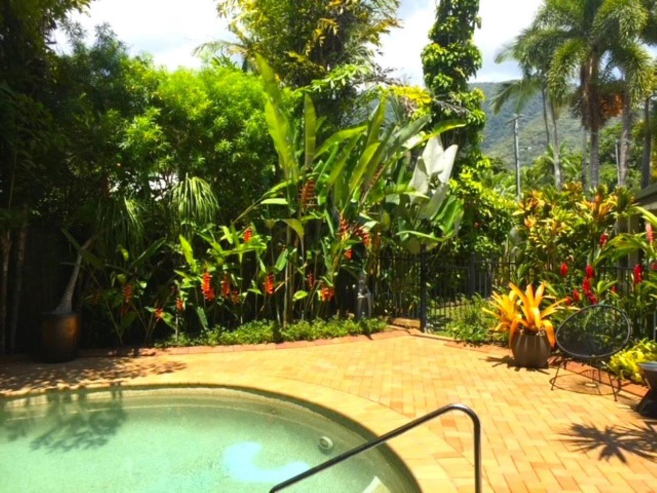 Aquatica - Luxe Holiday Home