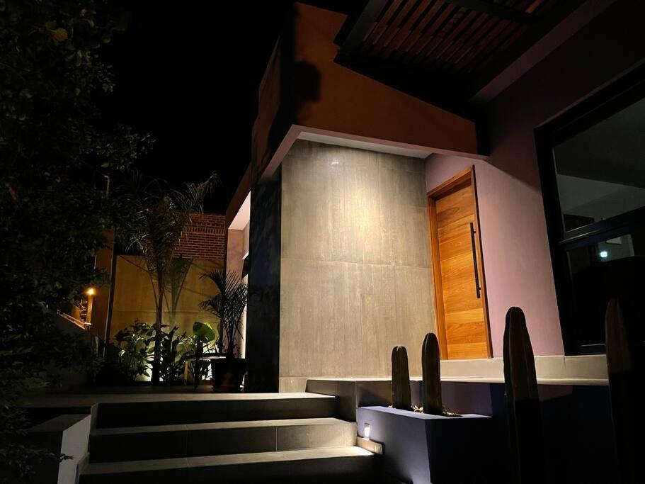 Hotel Casa Kamila en el centro de Todos Santos - Image 1