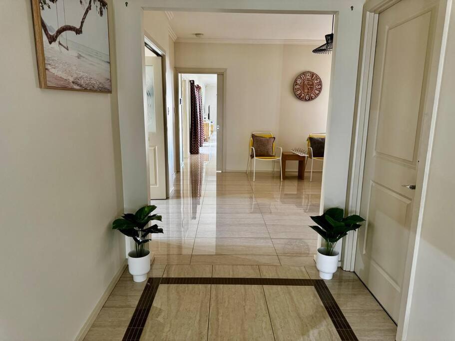 Morden Elegant 4 Bedroom House
