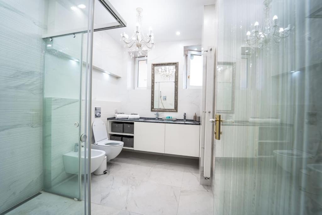 Best Point in the City / 2 Bedrooms