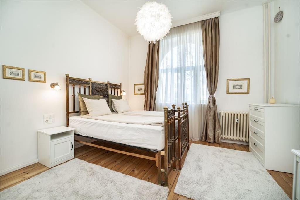 Best Point in the City / 2 Bedrooms