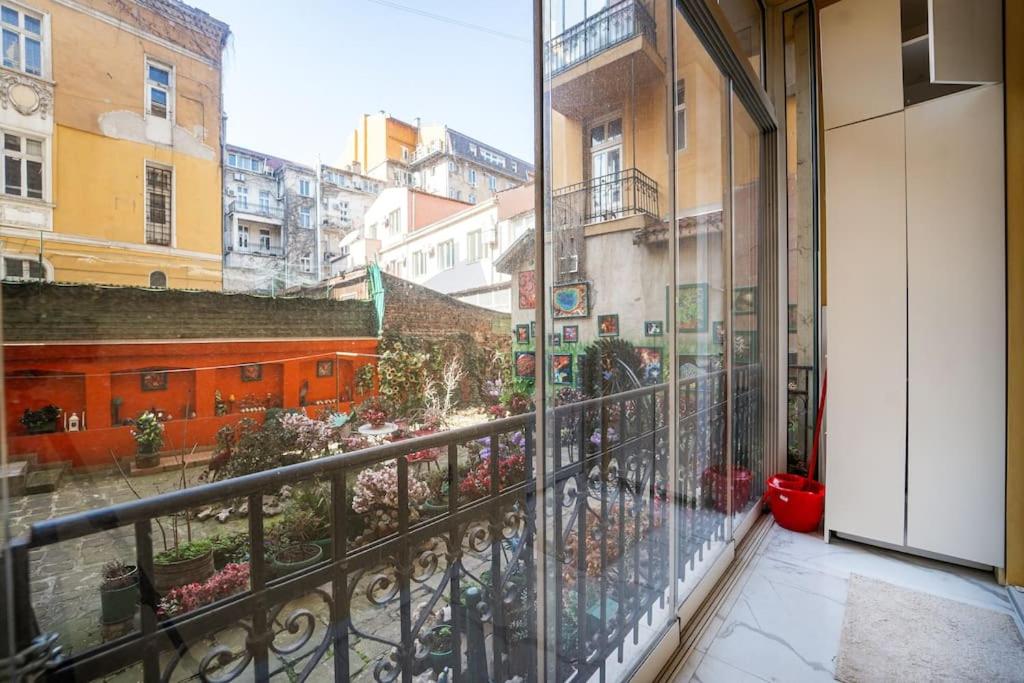 Best Point in the City / 2 Bedrooms