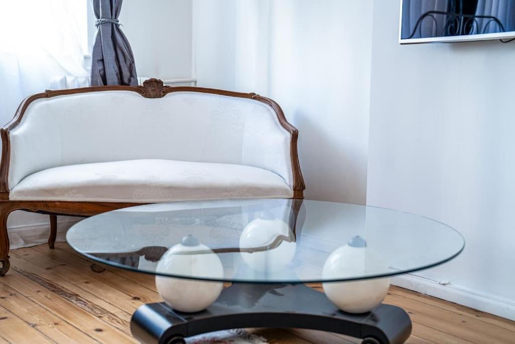 Best Point in the City / 2 Bedrooms