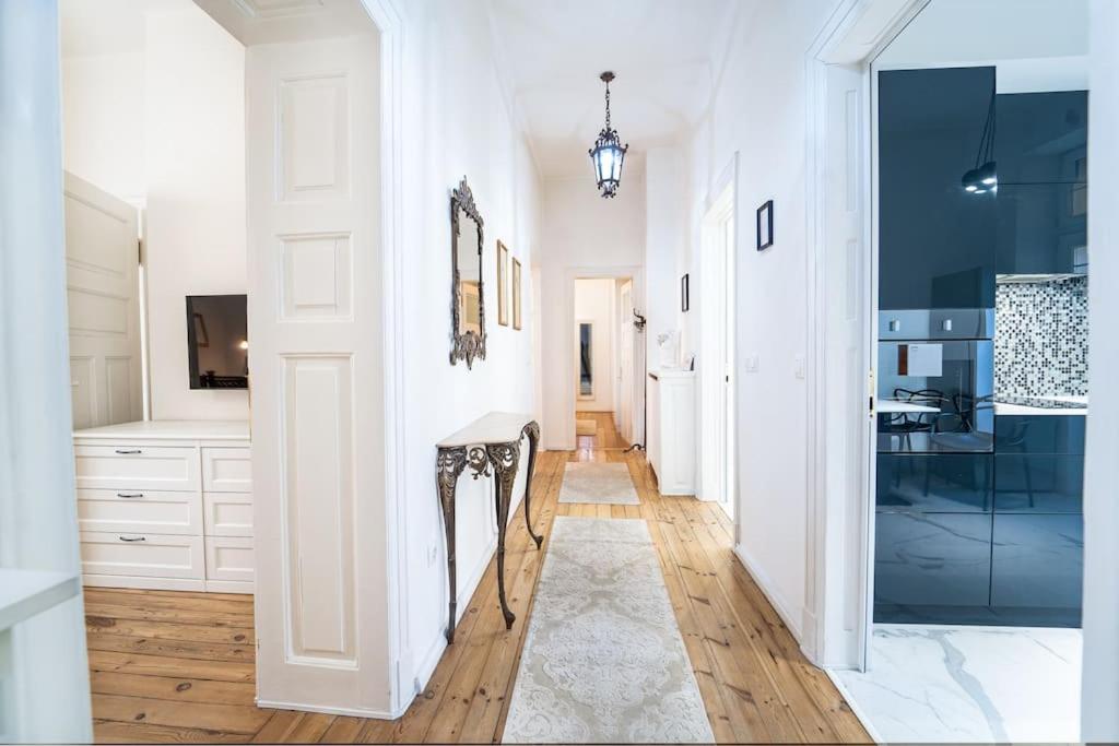 Best Point in the City / 2 Bedrooms