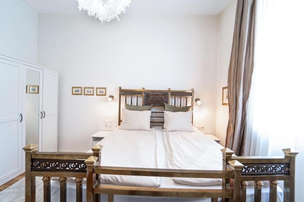 Best Point in the City / 2 Bedrooms