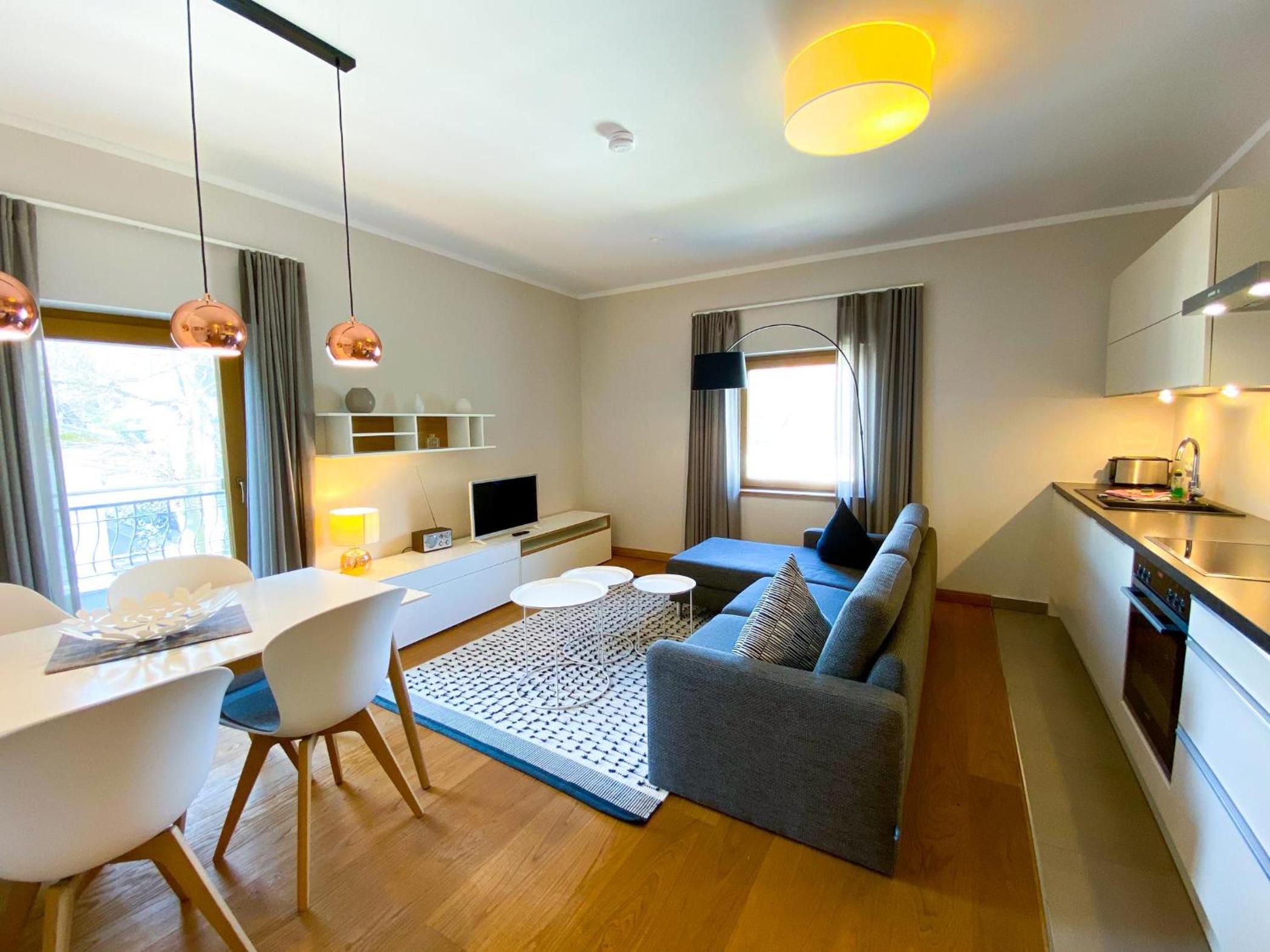 Moderne Fewo mit Balkon, hochwertig