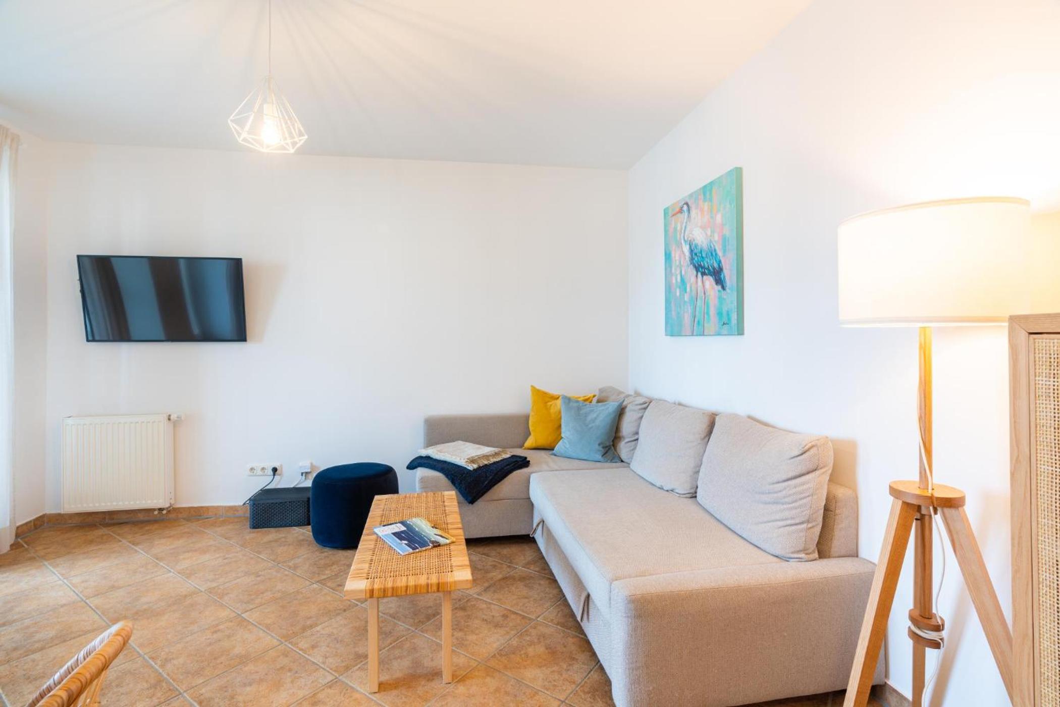 Einladende Fewo mit Badewanne, Balkon, Boxspringbett