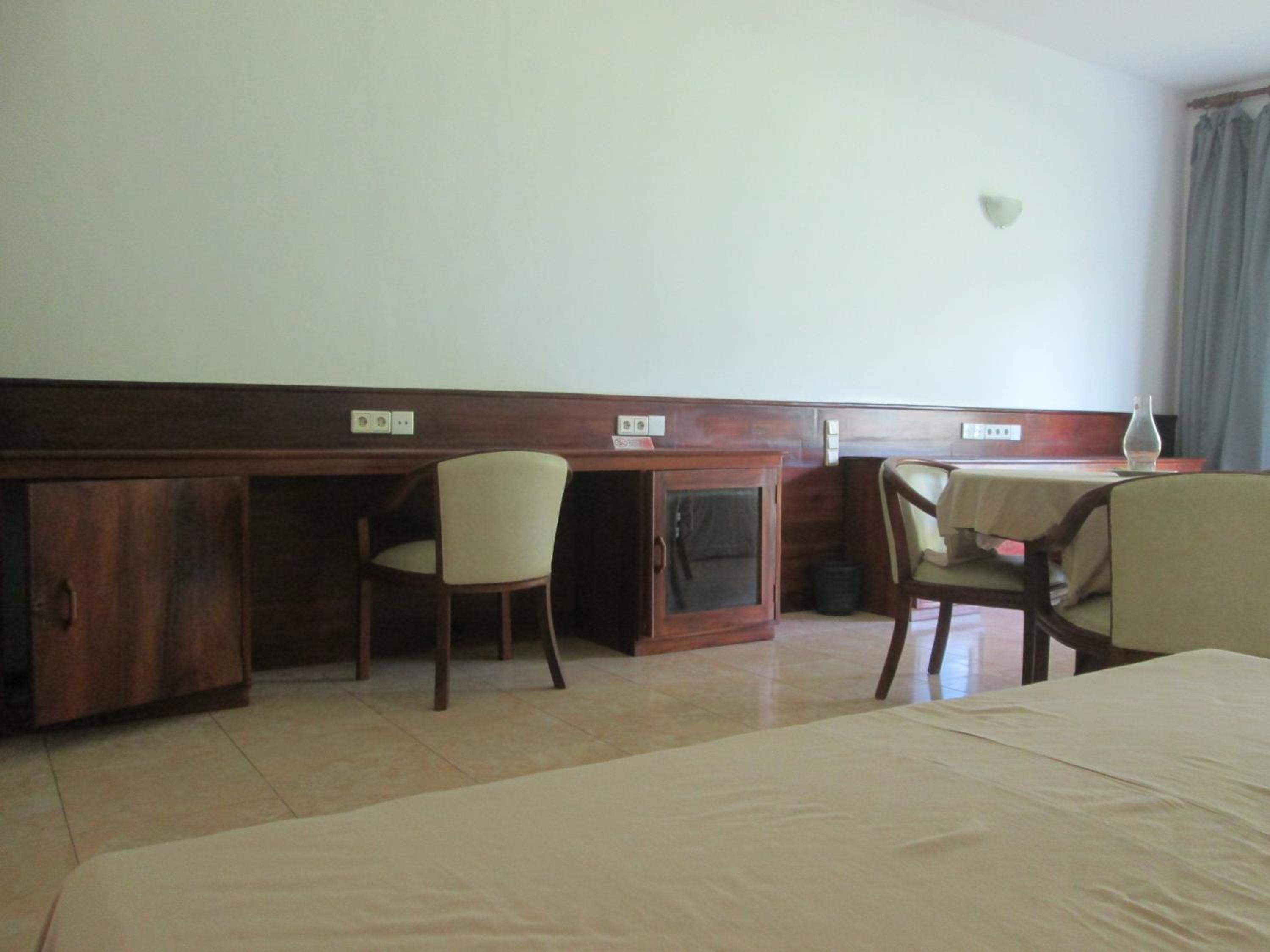 Raja Beach Hotel