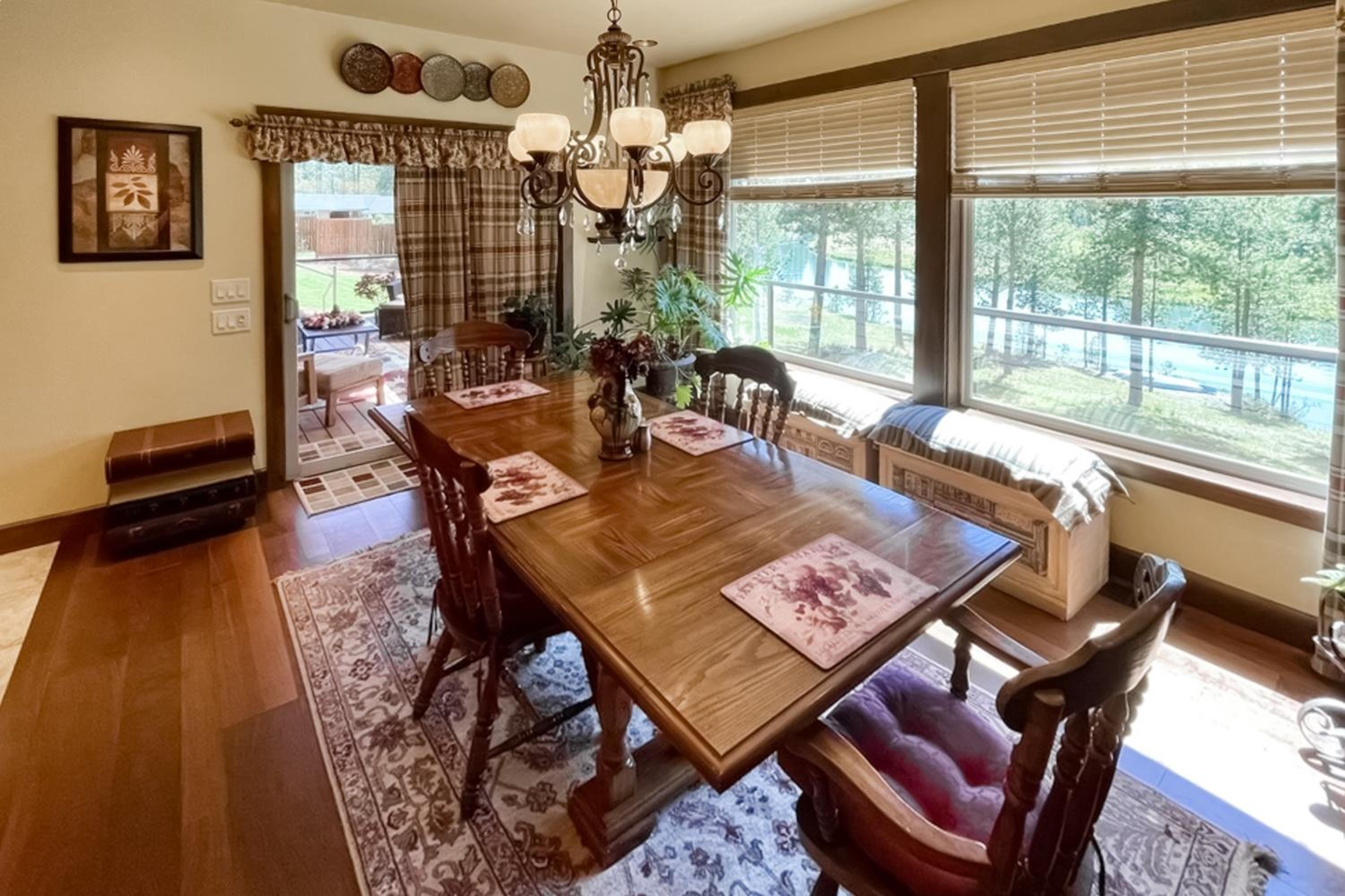Anglers Oasis! Group-Friendly Deschutes River Gem