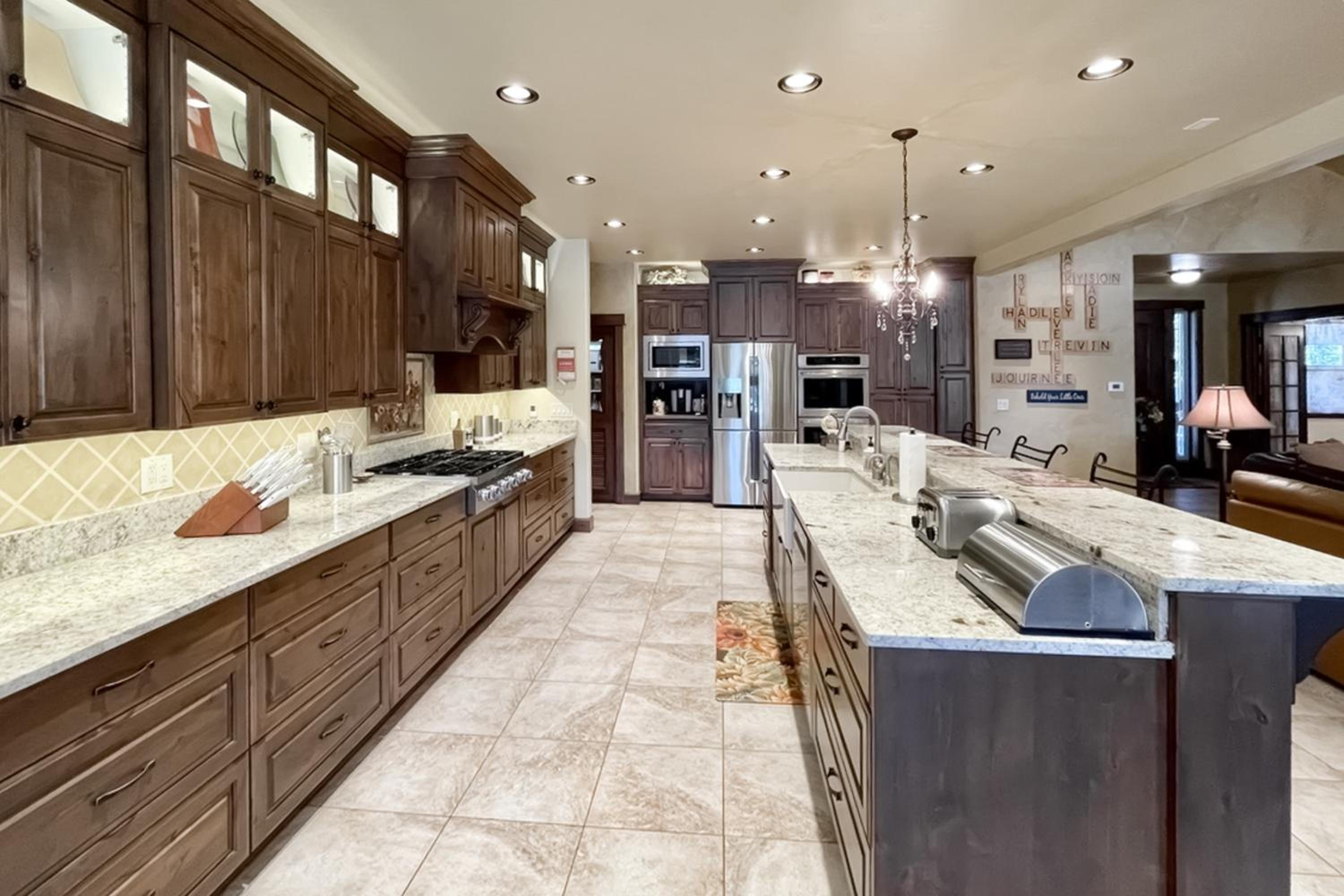 Anglers Oasis! Group-Friendly Deschutes River Gem